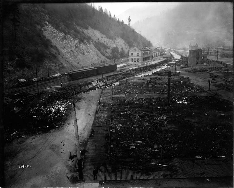 item thumbnail for Forest Fire - Wallace [1910] Taken Aug. 25, after fire of Aug. 20