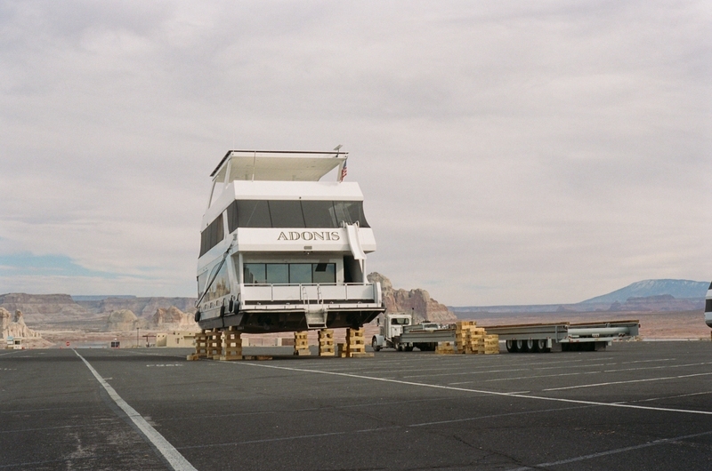 Houseboat in a parking lot at Waheap Marina