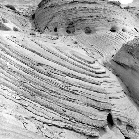 Crossbedding in sedimentary rock