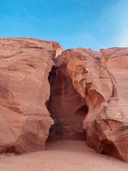 Entrance to Antelope Canyon
