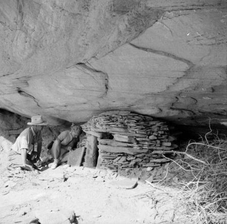 Cliff dwelling near Schock Bar